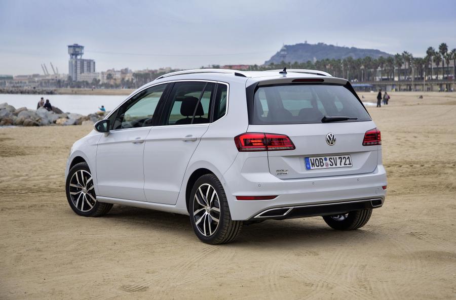  Volkswagen Golf Sportsvan TSI 2017 года  (WW) (фото 30 из 40)